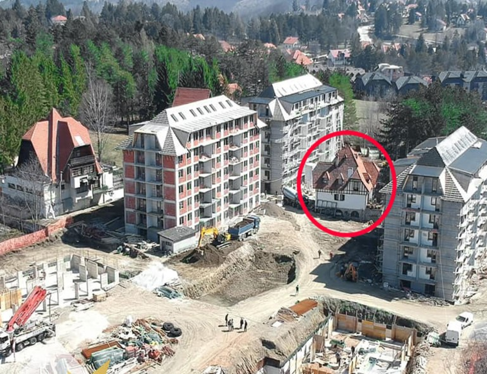 Titovu vilu na Zlatiboru “progutala” <span style='color:red;'><b>moderna gradnja</b></span> (FOTO/VIDEO)